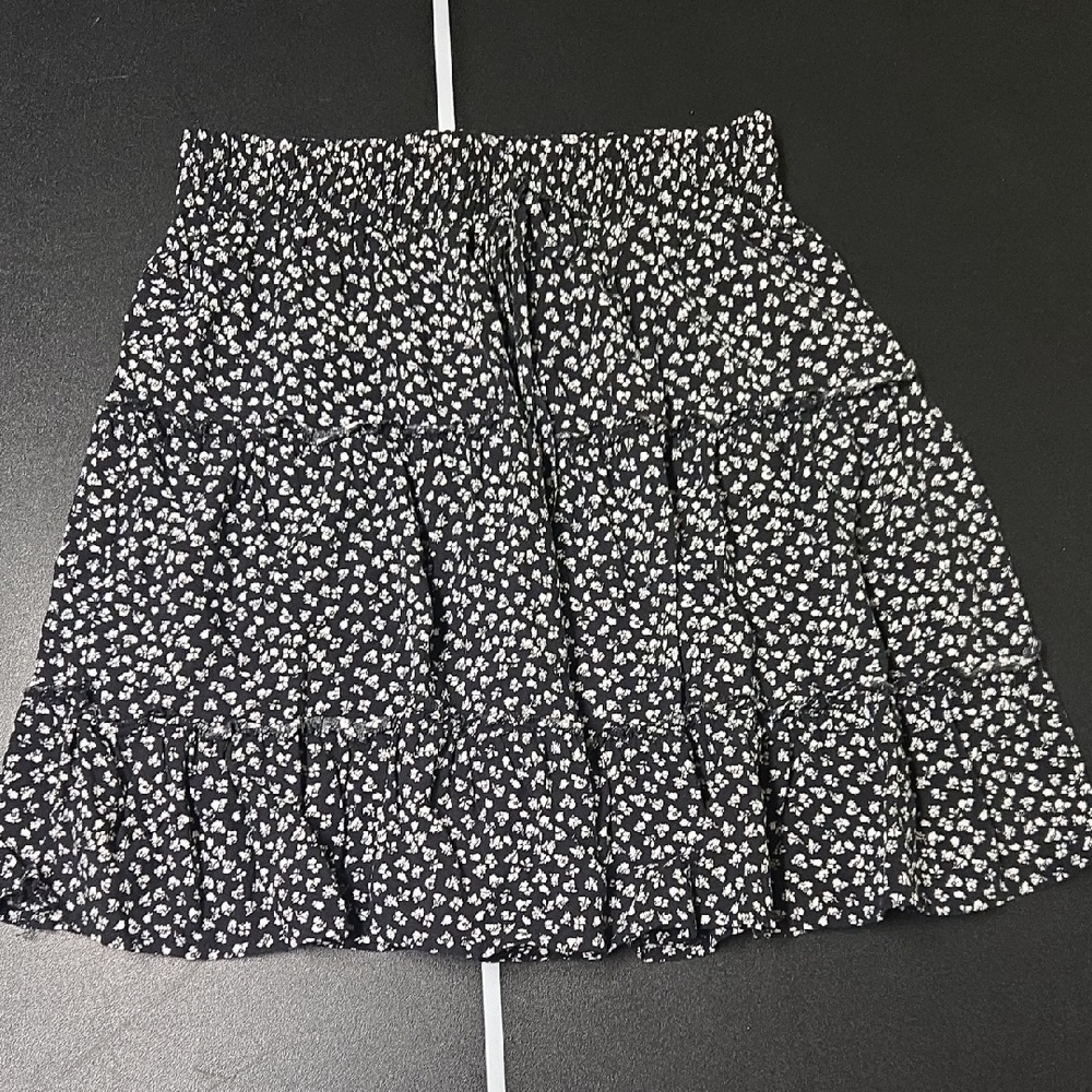 Japna Black and White Floral A-Line Skirt